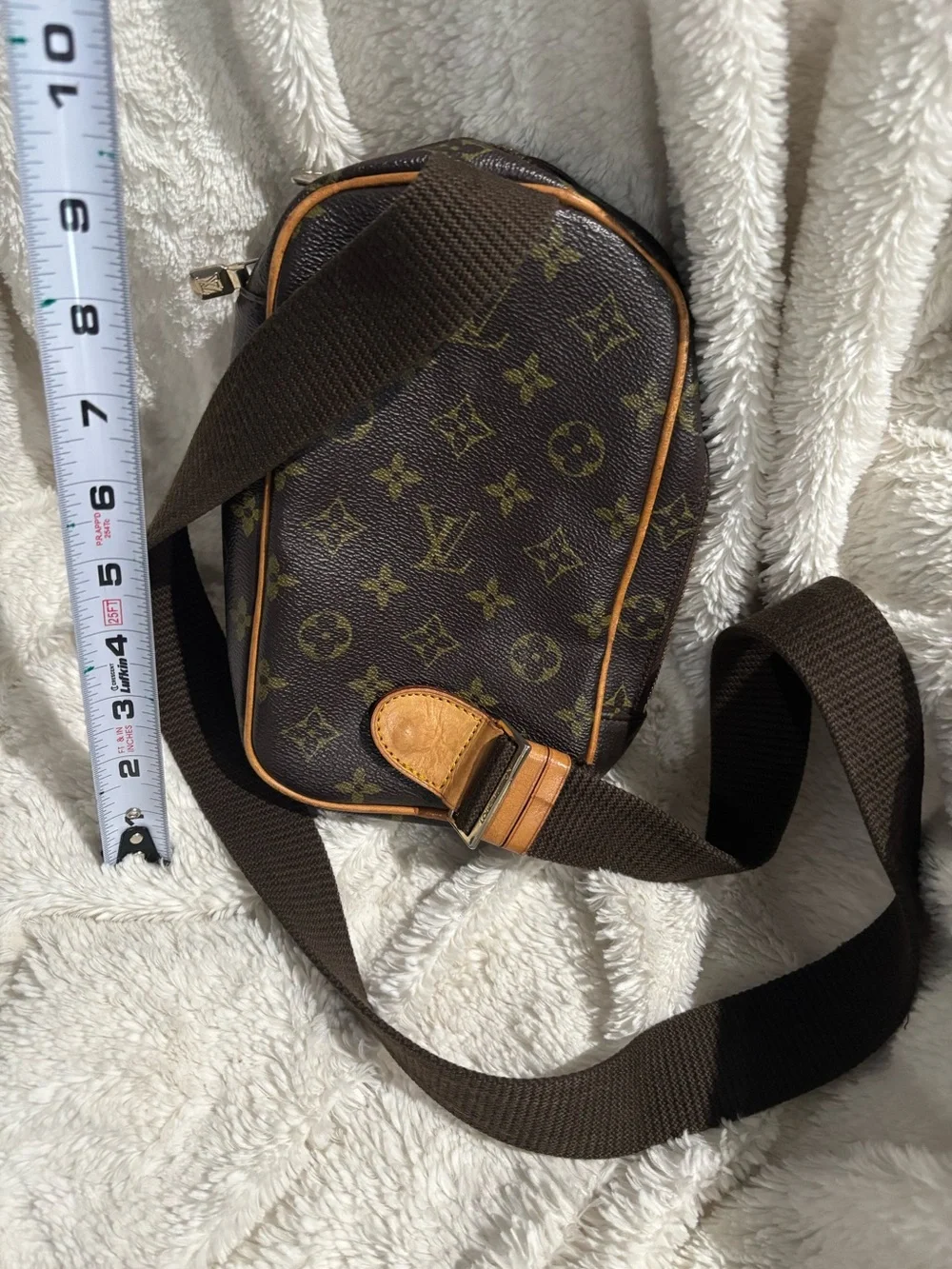 Louis Vuitton | Bags | Louis Vuitton Monogram Gange Bag  display picture 3